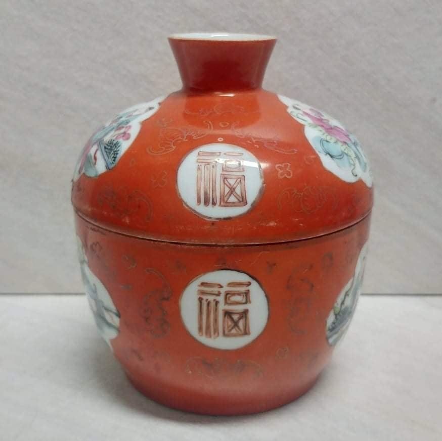 中国骨董　粉彩人物図柄　蓋物 fit=scale-down,w=1200