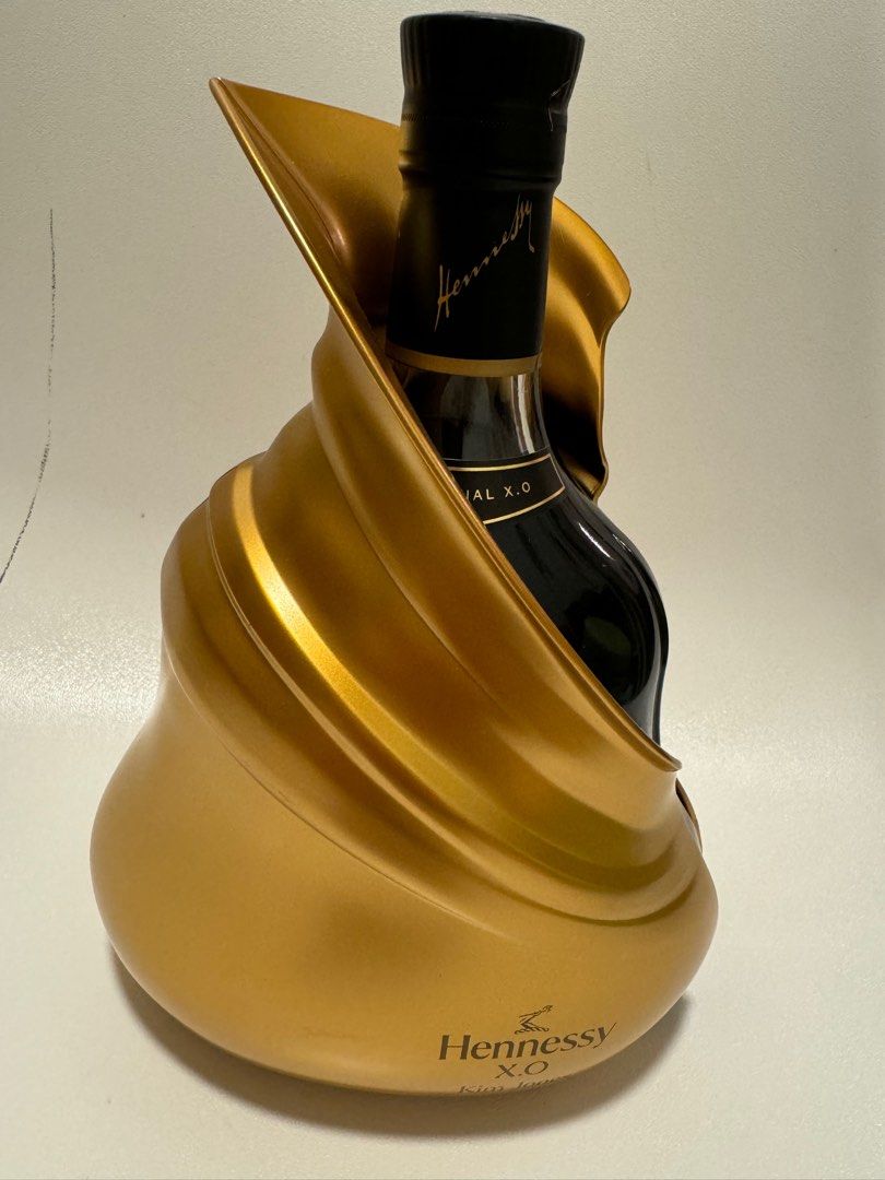 Hennessy X.O by Kim Jonesリミテッドエディション Hennessy XO x Kim