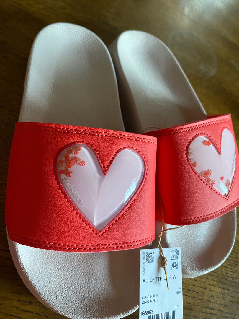 adilette slippers price
