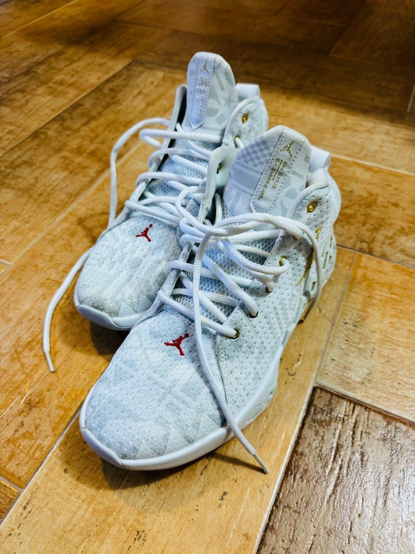 NIKE Air Jordan Jumpman Diamond Mid Air Jordans Luxury Sneakers Footwear on Carousell