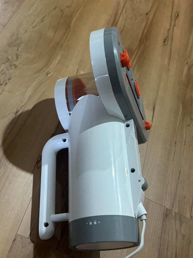 Airbot Dust Mite Vacuum Cleaner UV Disinfection CM900, Furniture & Home