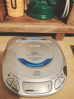 Aiwa Portable CD player (Japan)