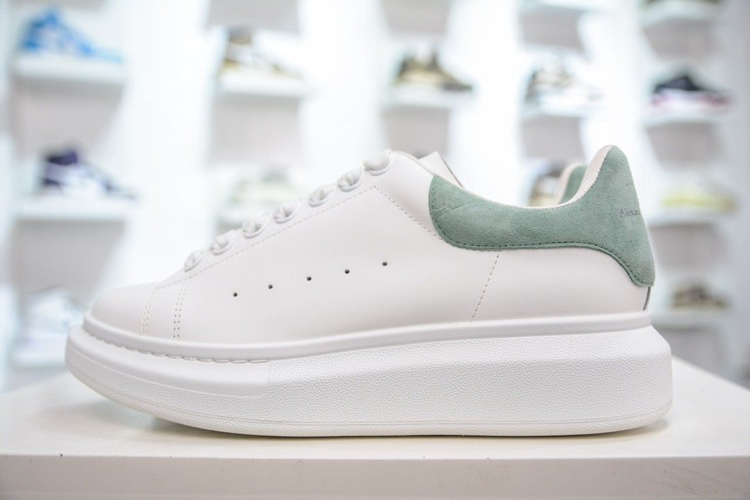 Alexander McQueen Oversized Leather Sneaker W 2023 Mid Season Sale 50 OFF