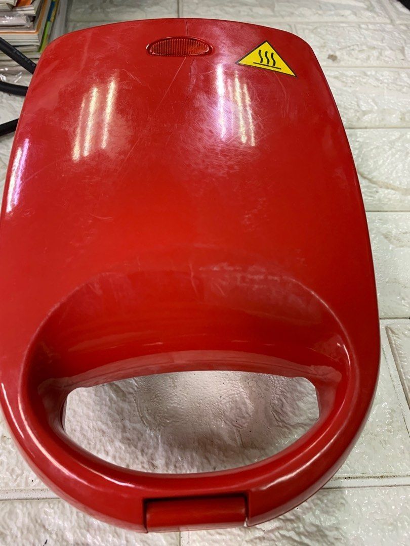 Anko Mini Breakfast Maker -220volts (Category: Breadmakers) located in Pasay City. Submitted by enrico_appliances (Listing ID 1299803931, Image 1). Description: excellent condition 220 volts minimal markings.