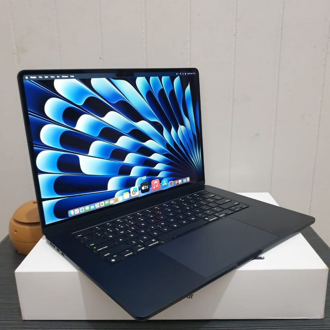 MacBook Air 15インチ 2023 M2 ミッドナイト