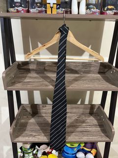 Authentic Gucci Neck Tie /Stripes Black