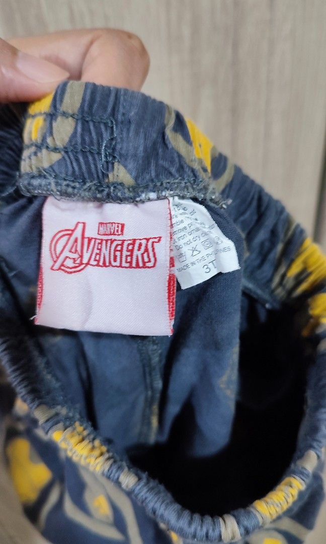 Avengers Ironman Short (Category: Babies & Kids Fashion) located in Quezon City. Submitted by thezzzagm (Listing ID 1299927640, Image 3). Description: Avengers Ironman Short Brand: Marvel 1-2 years old Rfs: decluttering 📍 SM Fairview.