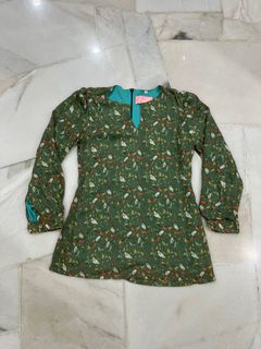 (Category: ) located in . Submitted by aa_wardrobe (Listing ID 1299925296, Image 1). Description: .