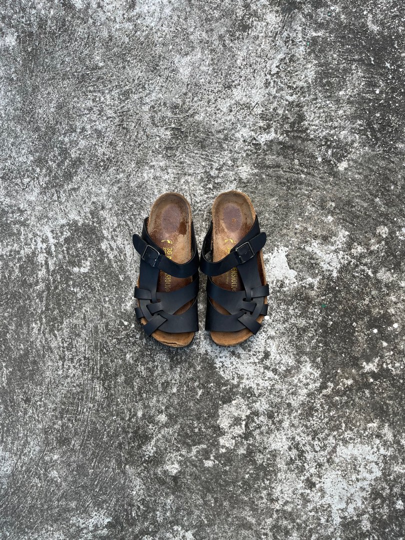 Birkenstock Pisa Black Women s Fashion Footwear Sandals on Carousell