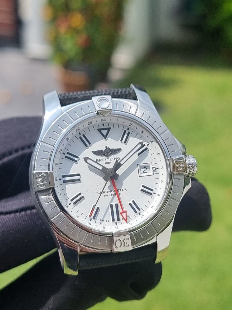 BREITLING AVENGER AUTOMATIC GMT 43 A32397101A1X1 A32397 WHITE 43 43MM