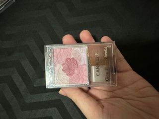 Canmake powder blush with highlighter