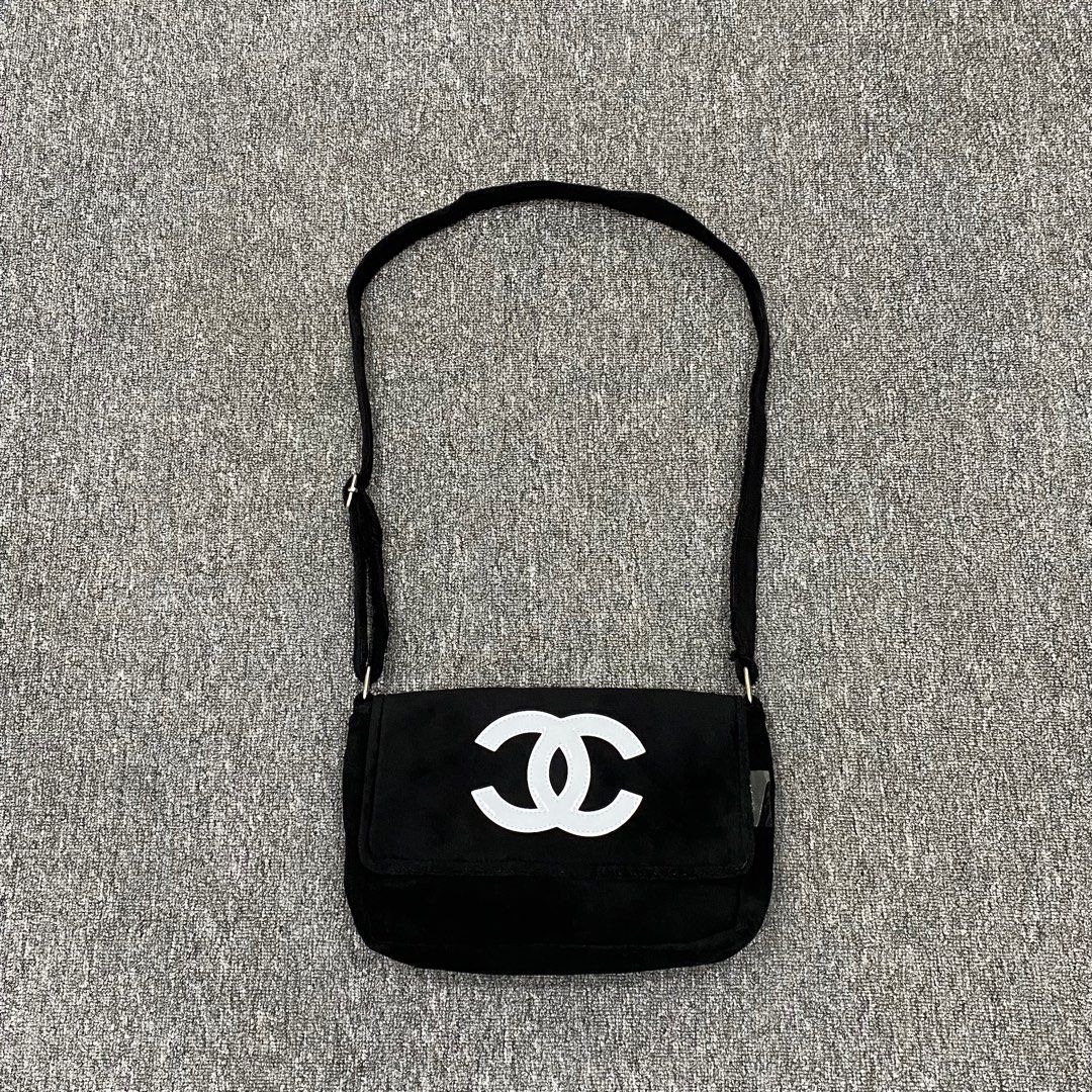 Chanel Precision VIP 2006 Gift Bag