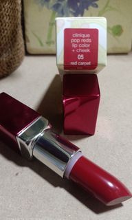 Clinique lipstick RED CARPET full size