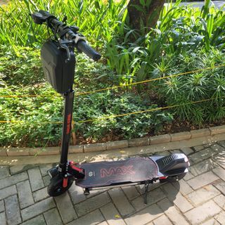 Electric Scooter Long Range Red Wing MAX 2