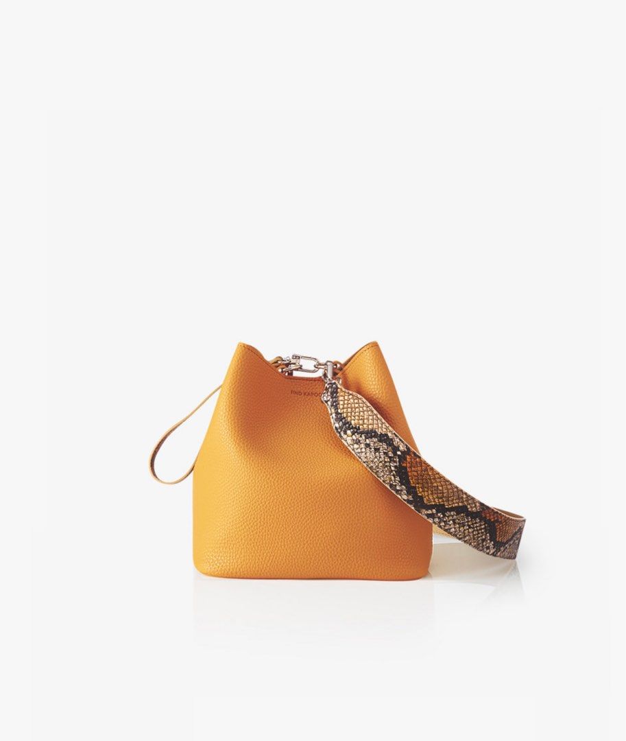 Kapoor pingo bag store