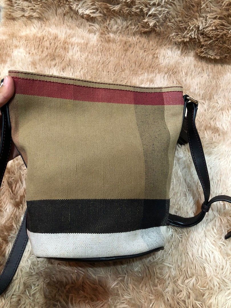 Burberry crossbody bag sale shop