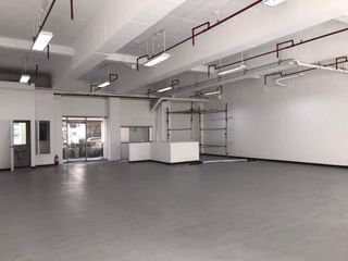 For Rent Makati Ayala Ave Ground floor commercial office space  237sqm Rental: Php 1,500/sqm + dues + VAT Parking: Php6,000/month  Note: direct tenant only