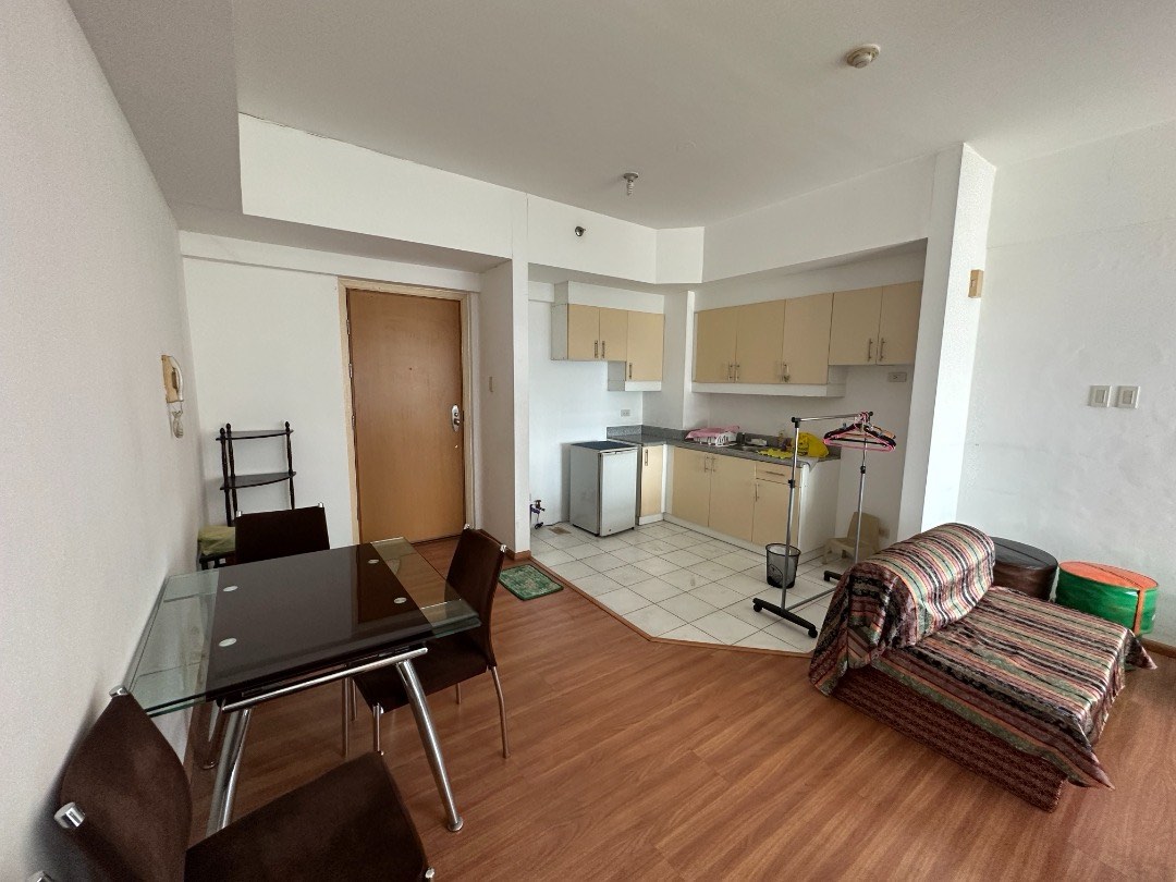 (Category: ) located in . Submitted by Broker5608 (Listing ID 1246251424, Image 1). Description: .