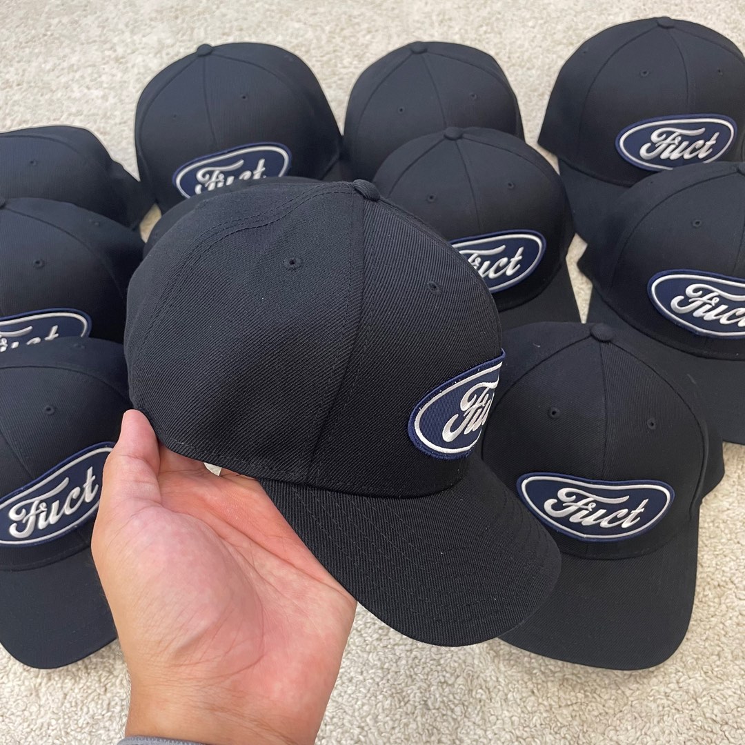 FUCT OVAL PARODY SNAPBACK BLACK, Men's Fashion, Watches