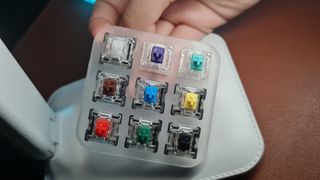 GATERON SWITCH TESTER / ARTISAN KEYCAPS / 87 PCS KEYCAPS ABS FROM GAMAKAY 87