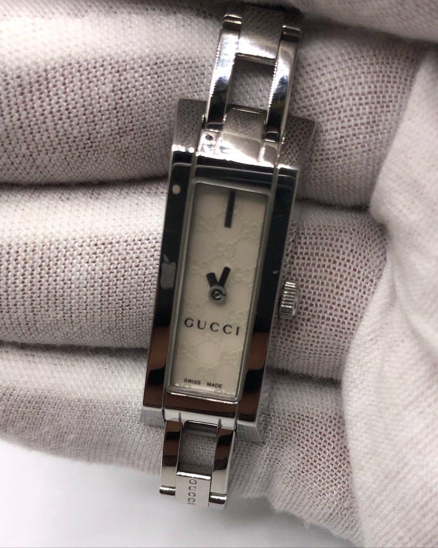 Gucci ladies rectangular watch discount