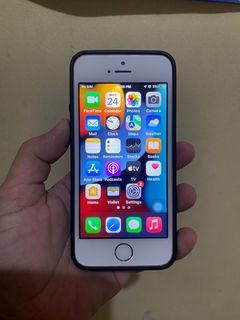 iPhone SE 1st gen 64gb factory unlocked
