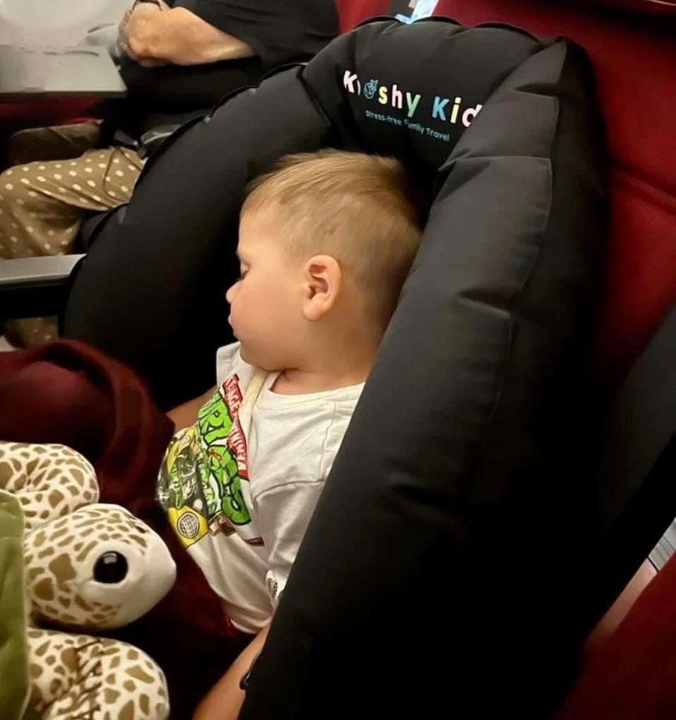 Kooshy Kloud Inflatable Travel Pillow