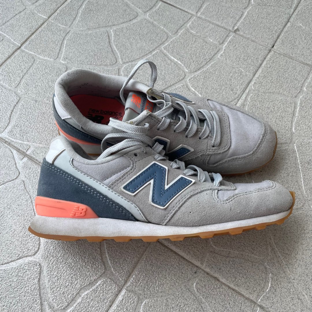 New Balance 996, Women's Fashion, Footwear, Sneakers on Carousell