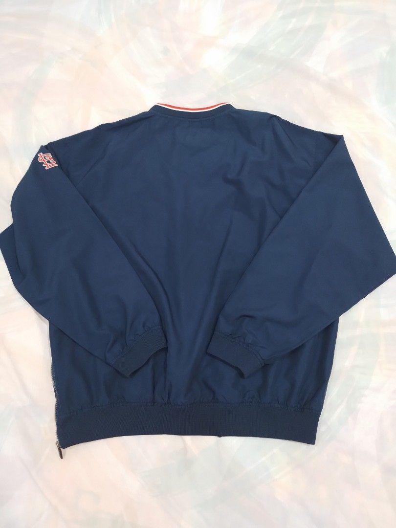 Nike NFL Cardinals Pullover Long-sleeve (Category: Coats, Jackets and Outerwear) located in Morong. Submitted by aa.vinmy (Listing ID 1299782576, Image 2). Description: 🟢Condition: 9.5/10 🟢High Quality Polyester Fabric 🟢Net Inner lining 🟢Waterproof and Wind-resistant 🟢Waist Zipper 🟢Length: 28 inches 🟢Width: 27 inches 🟢Location: Morong Bataan 🟢Mode of Payment Gcash Bdo MAYA Paypal 🟢 Delivery service J&t Gogo express.
