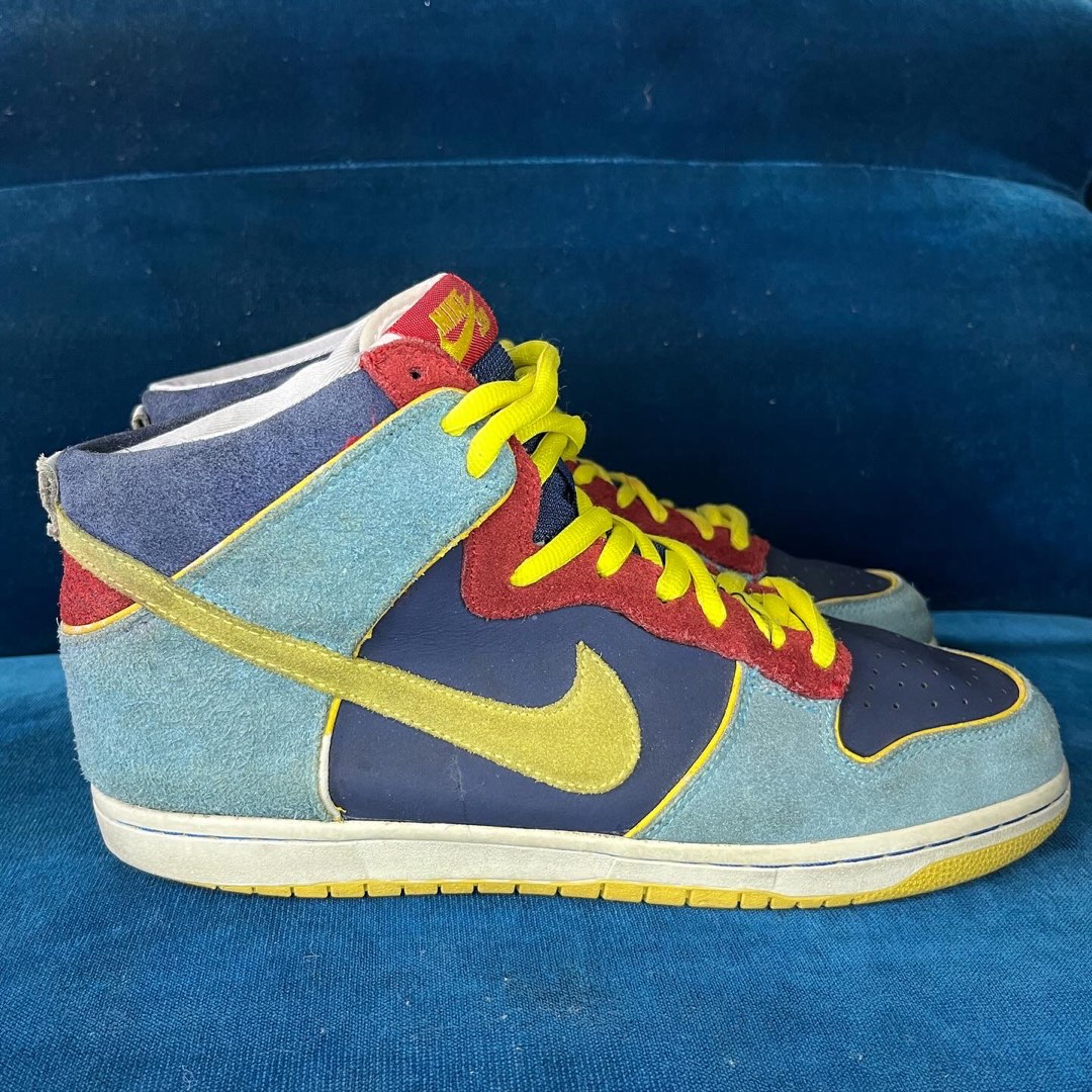 Nike sb dunk high pacman hotsell