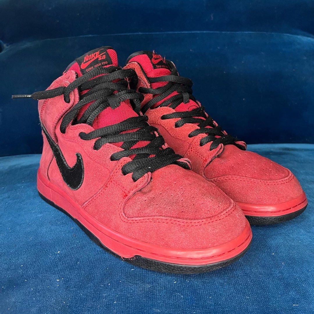 Nike dunks red devils on sale