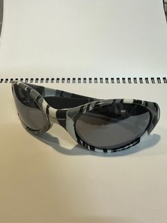 （分類：）位於 。 由 bradpeach 提交（商品編號 1299939060，圖片 1）。簡介： 。