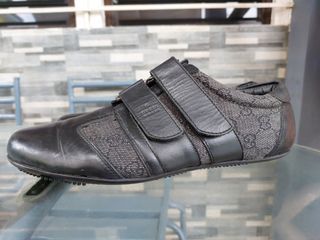 P2,000 only
# 21015 - Gucci genuine leather shoes
Size 42