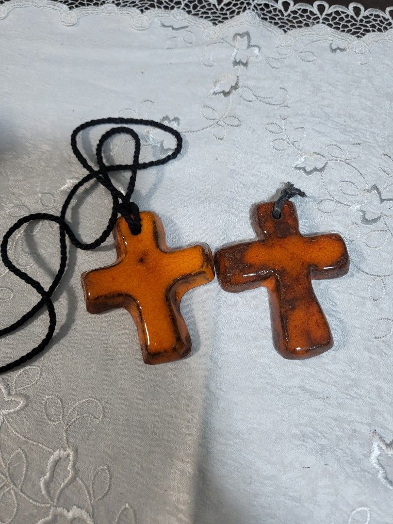 Petit CrossTerra Cotta Tile Wall Cross (Category: Wall Decor) located in Bulacan. Submitted by YourCollection (Listing ID 1299939880, Image 1). Description: Petit CrossTerra Cotta Tile Wall Cross Measurements H 2.5" W 2" ₱130 each.