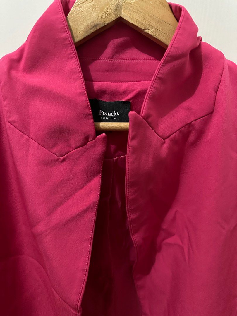 Pomelo hot pink blazer (Category: Coats, Jackets and Outerwear) located in Mandaluyong City. Submitted by prelovedbytim (Listing ID 1299867926, Image 2). Description: .