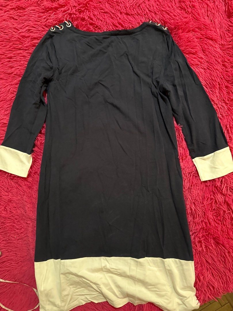 Preloved Tommy Hilfiger Dress (Category: Dresses) located in Quezon City. Submitted by DeclutterStuffs (Listing ID 1299851698, Image 2). Description: Tommy dress XS on tag but can fit to small-med size Manage your expectation Dimension 33 (L) x 15.5 (w).