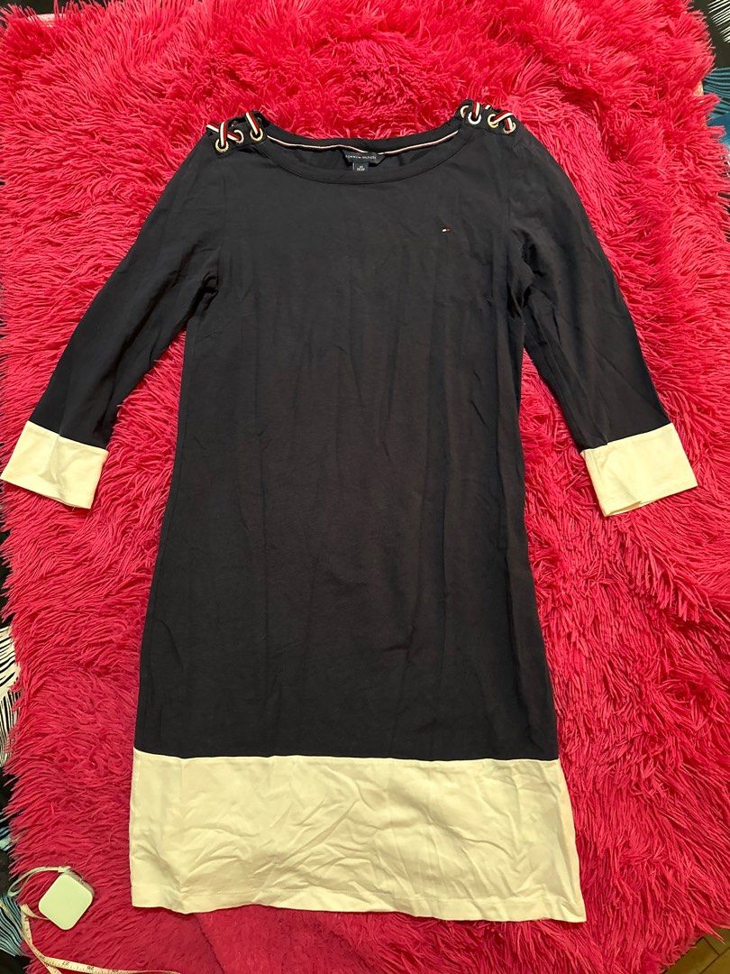 Preloved Tommy Hilfiger Dress (Category: Dresses) located in Quezon City. Submitted by DeclutterStuffs (Listing ID 1299851698, Image 1). Description: Tommy dress XS on tag but can fit to small-med size Manage your expectation Dimension 33 (L) x 15.5 (w).