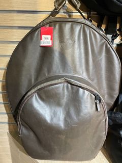 （分類：）位於 。 由 parsonsmusicoutlet 提交（商品編號 1299793990，圖片 1）。簡介： 。