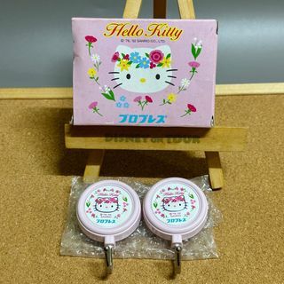Sanrio 2002 Hello Kitty Magnetic Hook (2 pieces) - Php 250  2 sets available