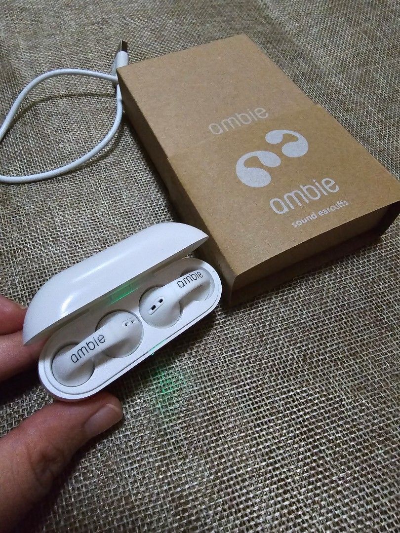 Sony Ambie bone conduction ear phones (Category: Earphones) located in Quezon City. Submitted by rougecomer29291 (Listing ID 1299915134, Image 2). Description: all sales are final. ask what you need/want to know before buying..