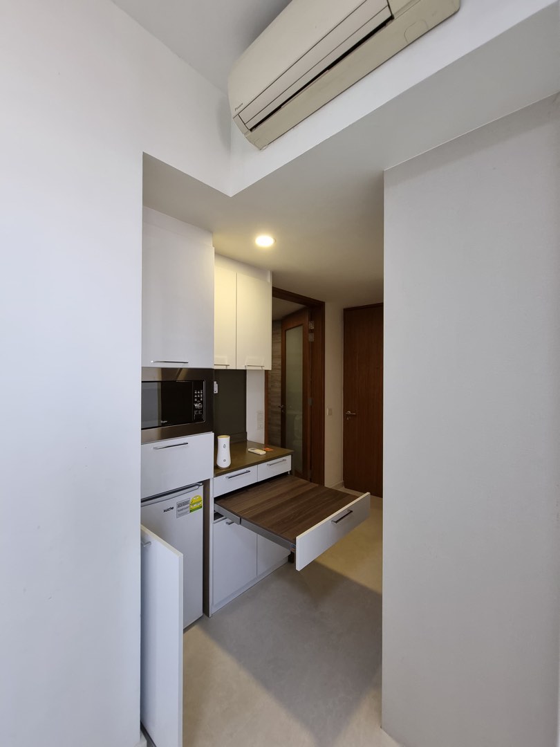 (Category: ) located in . Submitted by fruitymiao2019 (Listing ID 1299795747, Image 1). Description: .