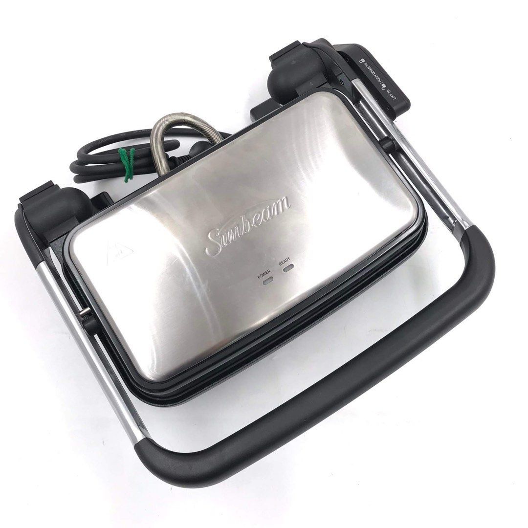 SUNBEAM Café Style 2-Slice Sandwich Press & Grill (Category: Breadmakers) located in Pasay City. Submitted by enrico_appliances (Listing ID 1299824549, Image 1). Description: -Power Rating: 230-240V ~ 50Hz / 1650-1800 Watts -Unit Model: GRM2000SS -Features: AnyHeight Control™ Lever; 2 Slice capacity; Distributing heat; Folds and stands -Allows for multiple height adjustment and versatile top plate-lock -Create evenly browned toasties with beautif