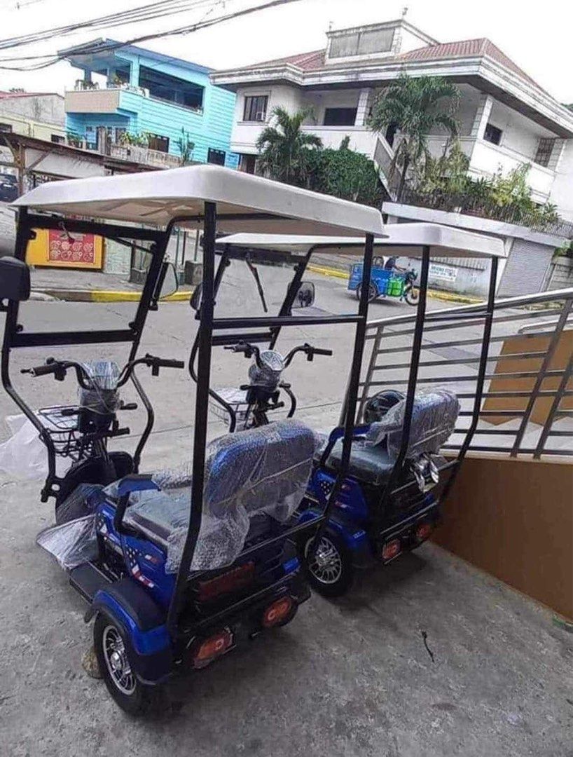 SUPER CODE 001 - 3 WHEELS E-TRIKE WITH ROOF & WINDSHIELD (Category: Bicycles) located in Marikina City. Submitted by keionlines85428 (Listing ID 1299861114, Image 1). Description: SALE‼️SALE‼️SALE‼️ SUPER CODE 001 - 3 WHEELS E-TRIKE WITH ROOF & WINDSHIELD ‼️DRUM BRAKE▪️₱25,500 🆓FREE TRAPAL🆓 📌Specs ✔️WITH AUTOMATIC WIPER ✔️WITH ROOF & WINDSHIELD ✔️WITH SIDEMIRROR ✔️MAY STORAGE BOX SA LIKOD ✔️3 SEATER WITH CHILD SEAT ✔️With alarm and keys ✔️48V 