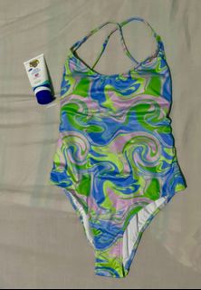 (Category: ) located in . Submitted by abrielle20 (Listing ID 1299943750, Image 1). Description: .