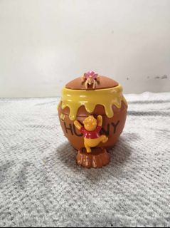 Tokyo Disneyland Winnie The Pooh Toy Jar