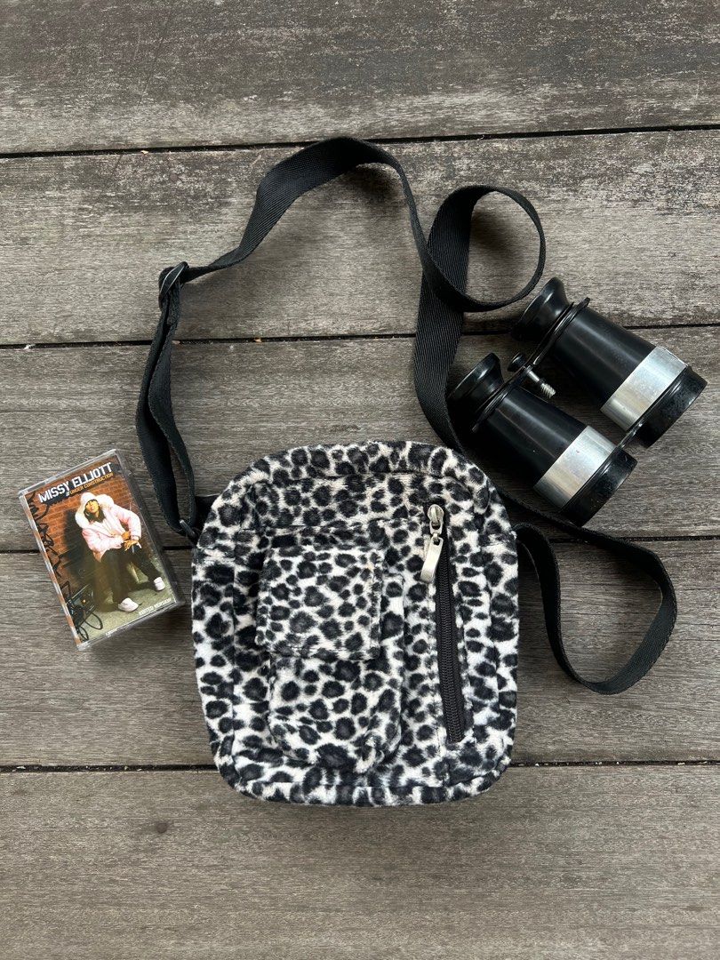 新品 Supreme Polartec Sling Bag Leopard（Supreme Sling Bag