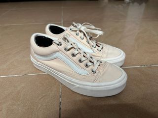 （分類：）位於 。 由 leosin1998 提交（商品編號 1299822847，圖片 1）。簡介： 。