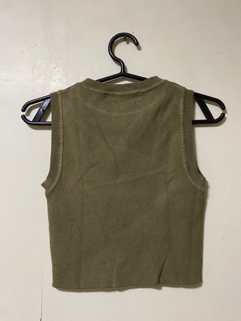 ZARA knit top (Category: Sleeveless) located in Antipolo. Submitted by bluesklues_812 (Listing ID 1299886226, Image 3). Description: used twice only.