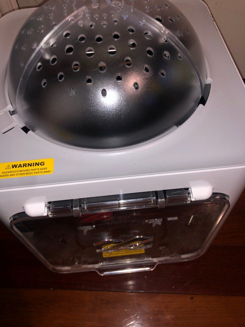 3D printer (Category: Electronics & Gadgets Others) located in Toronto. Submitted by whugghar33942 (Listing ID 1300080507, Image 1). Description: Negotiable .