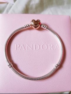 💖 Pandora ROSE GOLD Heart clasp bangle